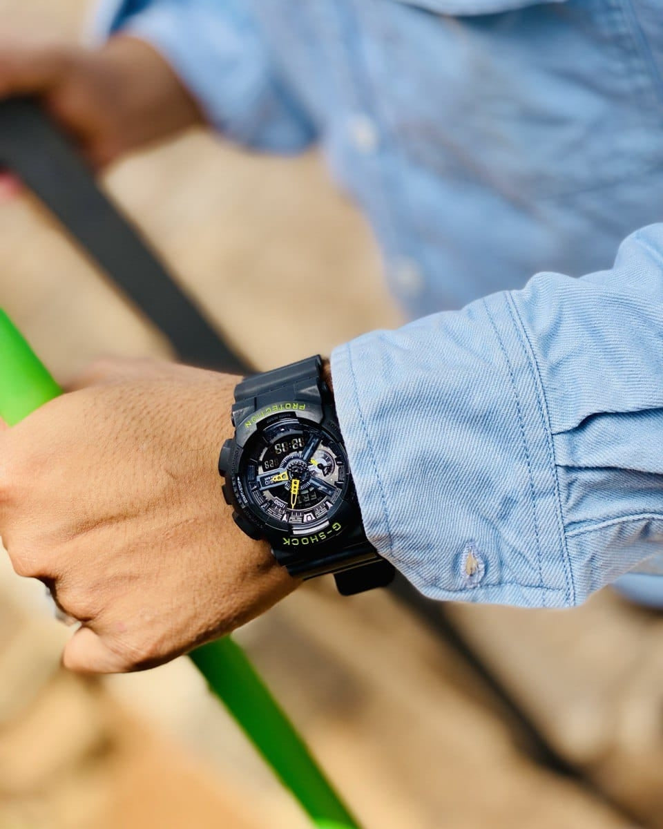 GA-110LN-8AJF – Black & Green • Analog-Digital • 51mm