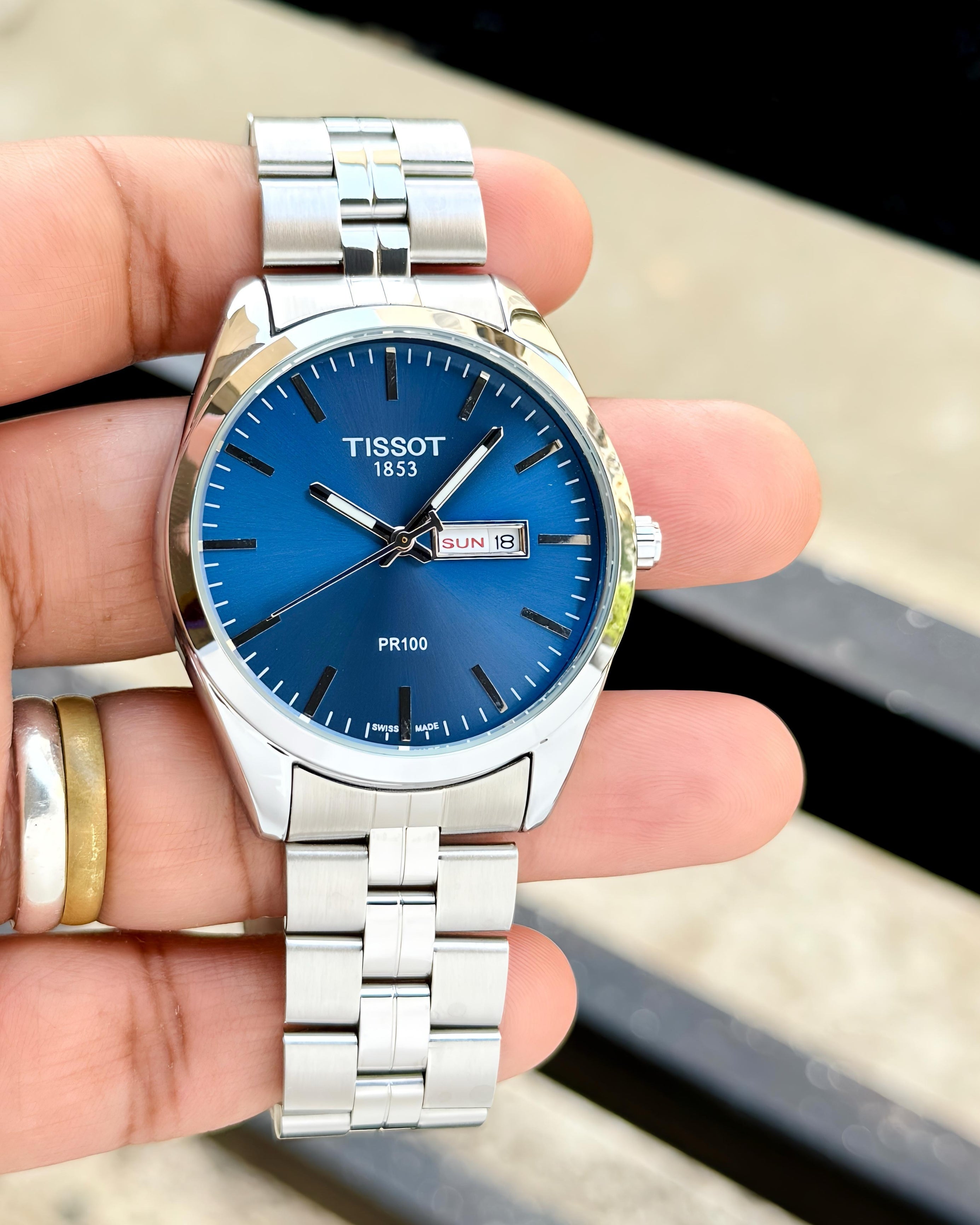 PR100 – Blue Dial • 41mm • Silver Chain