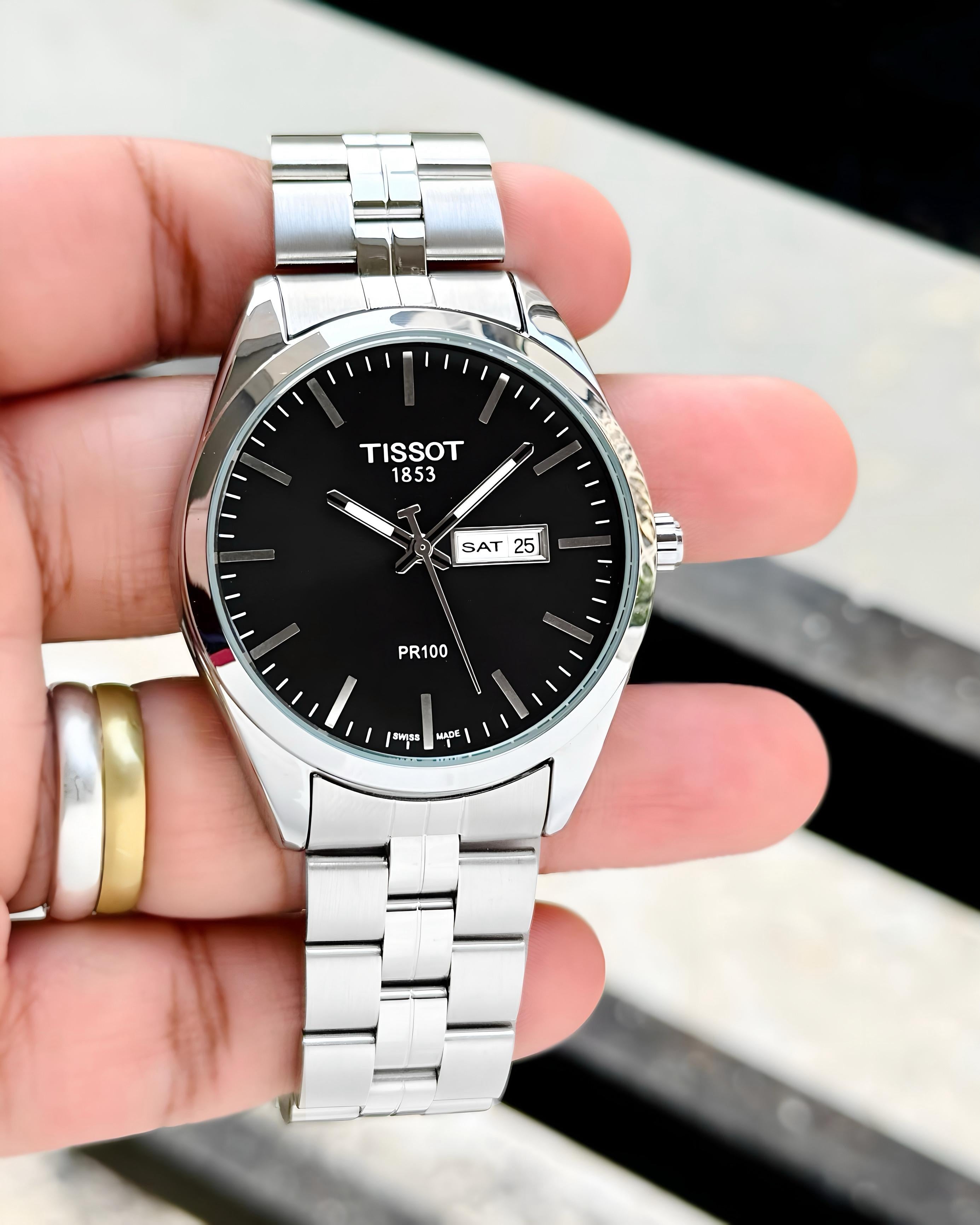 PR100 – Black Dial • 41mm • Silver Chain
